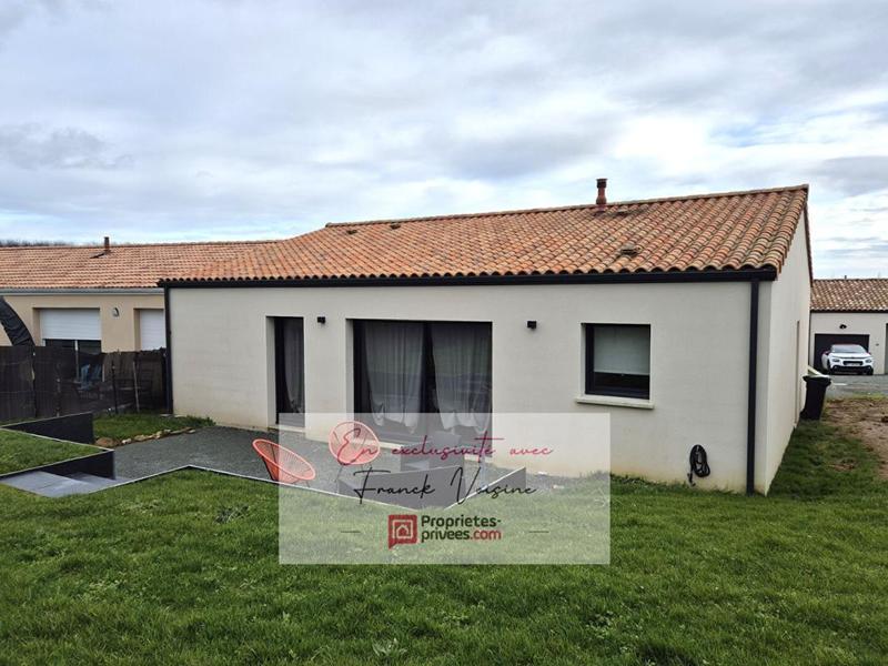 Maison - 90 m² - 5 pièces