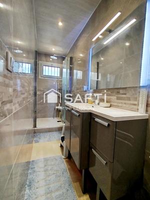 Maison - 127 m² - 6 pièces