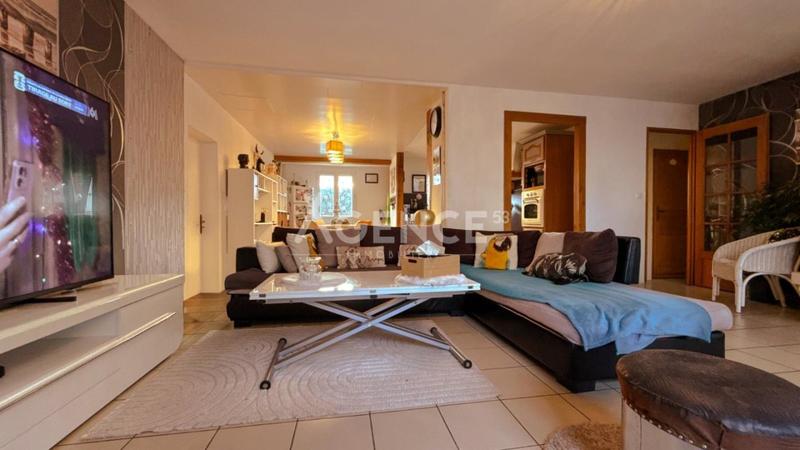 Maison - 104 m² - 4 pièces