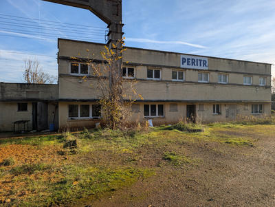 Entrepôt - 3 100 m²