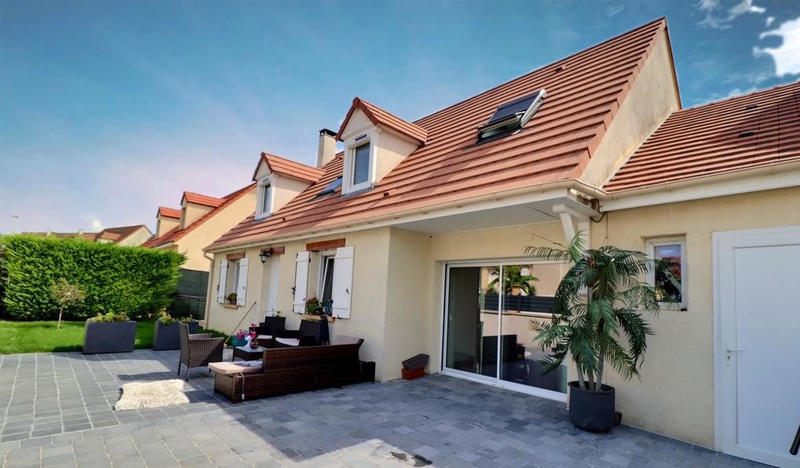 Maison - 147 m² - 7 pièces