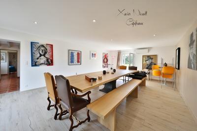 Maison - 291 m² - 10 pièces