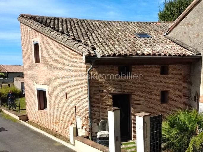 Maison de village - 200 m² - 6 pièces