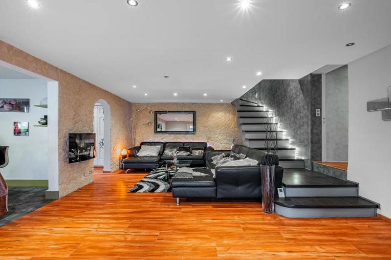 Villa - 169 m² - 6 pièces