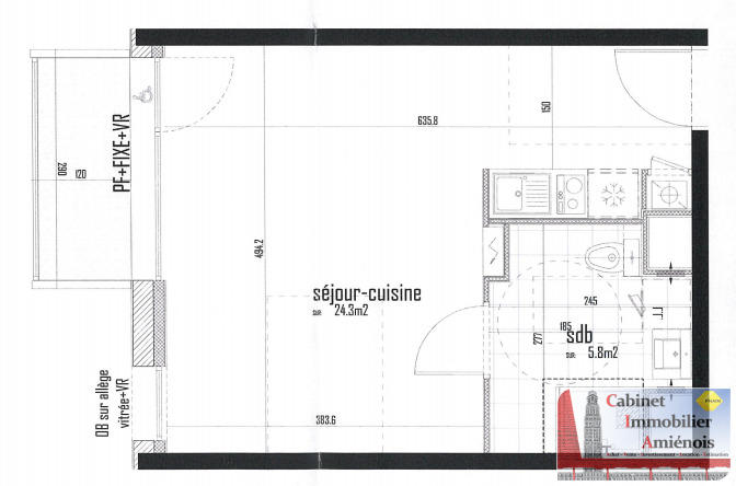 Studio - 30 m² - 1 pièce