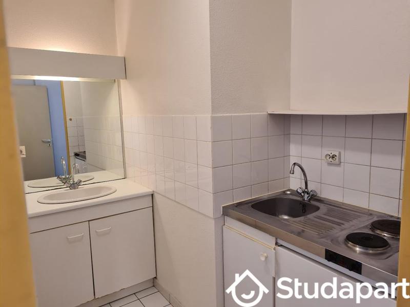 Chambre - 16 m² - 1 pièce