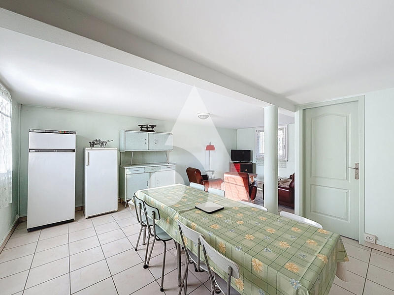 Maison - 191 m² - 7 pièces