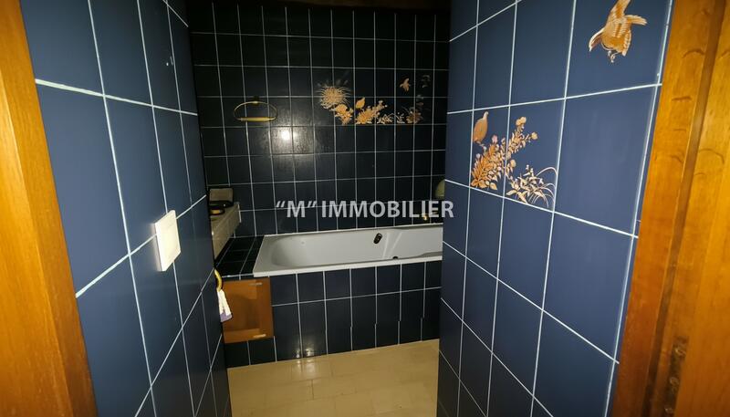 Propriété - 215 m² - 5 pièces