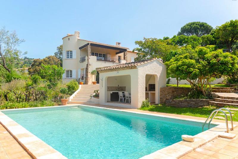 Mas - 225 m² - 7 pièces