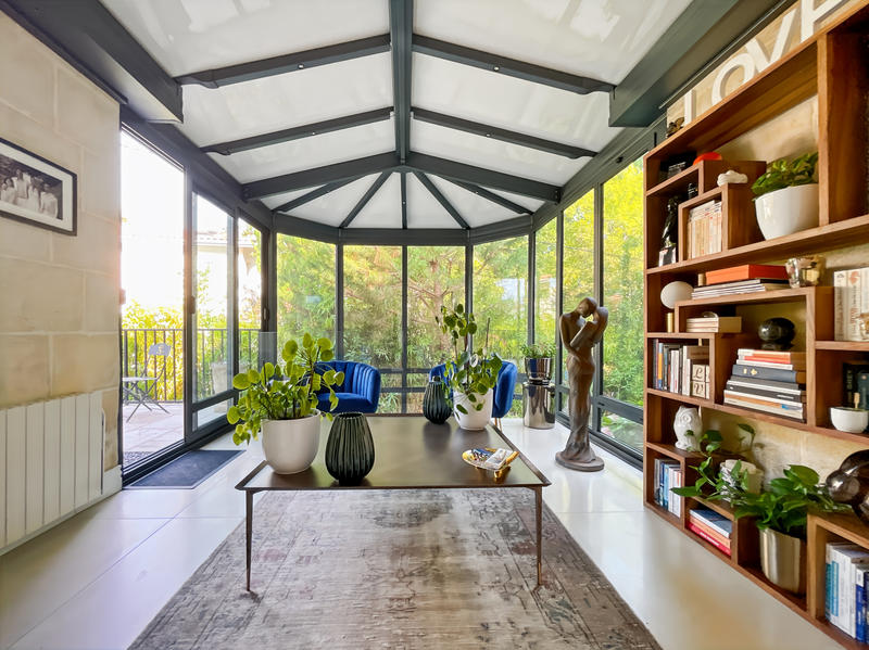 Maison - 215 m² - 8 pièces