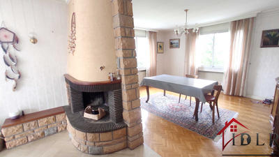 Maison - 251 m² - 9 pièces