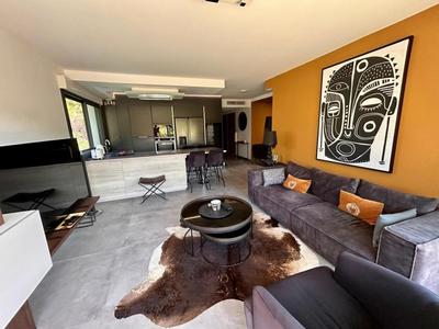 Appartement - 93 m² - 3 pièces