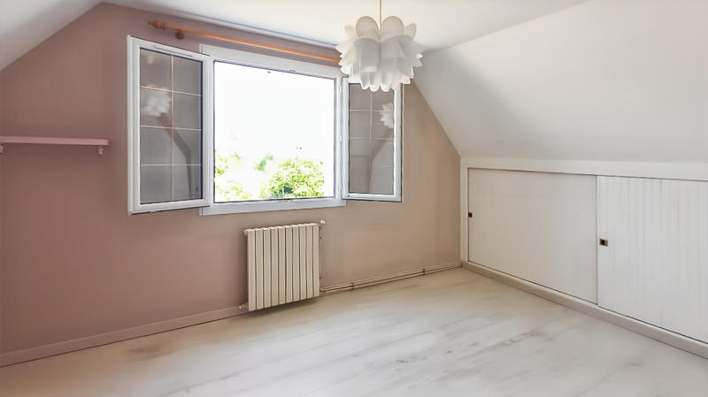 Maison - 135 m² - 7 pièces