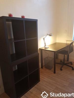 Chambre - 13 m² - 1 pièce
