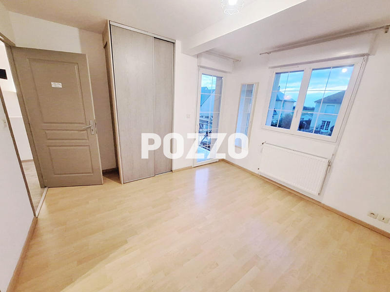 Maison - 181 m² - 8 pièces