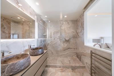 Appartement - 108 m² - 4 pièces