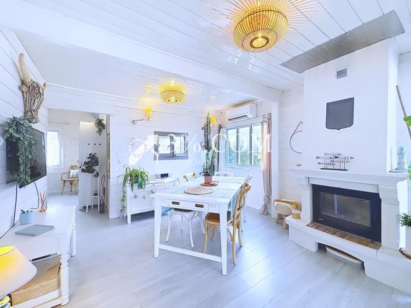 Châlet - 111 m² - 7 pièces