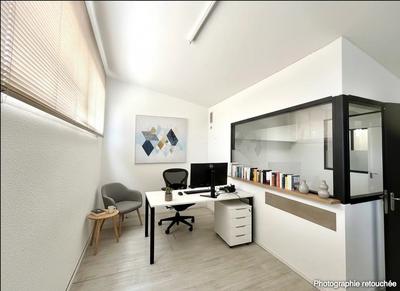 Bureau - 326 m² - 20 pièces