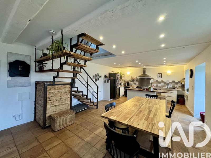 Maison - 120 m² - 3 pièces