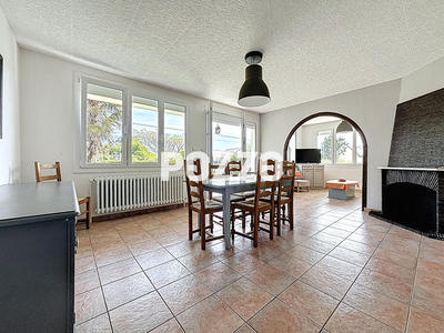 Maison - 105 m² - 5 pièces