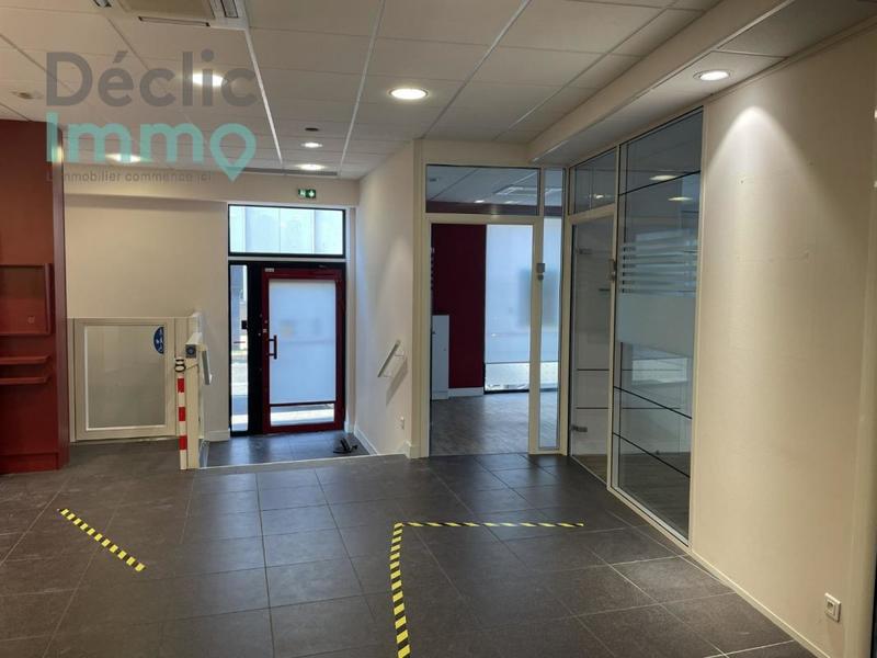 Local commercial - 197 m²