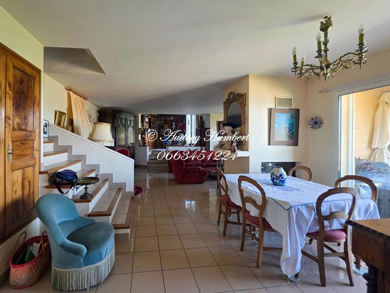 Maison - 136 m² - 5 pièces