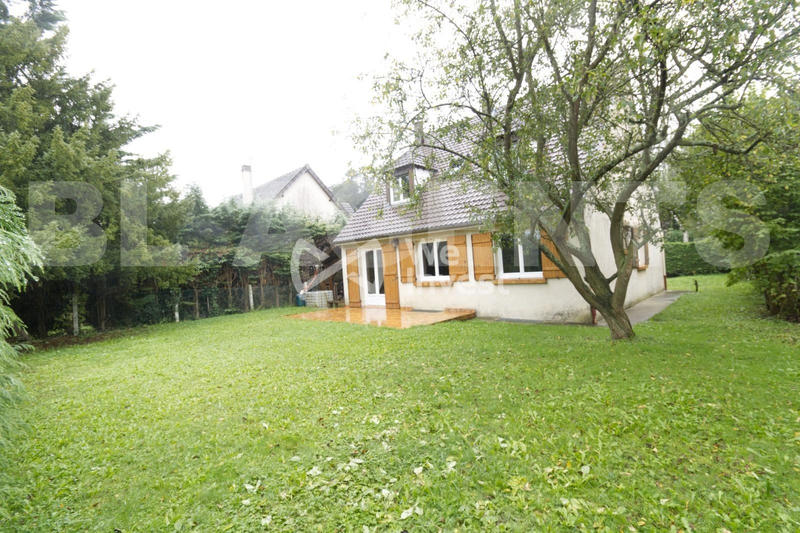 Maison - 145 m² - 8 pièces