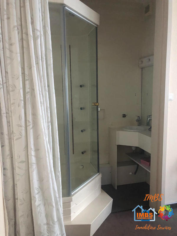 Appartement - 142 m² - 6 pièces