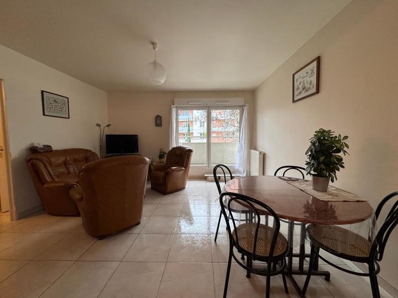 Appartement - 67 m² - 3 pièces