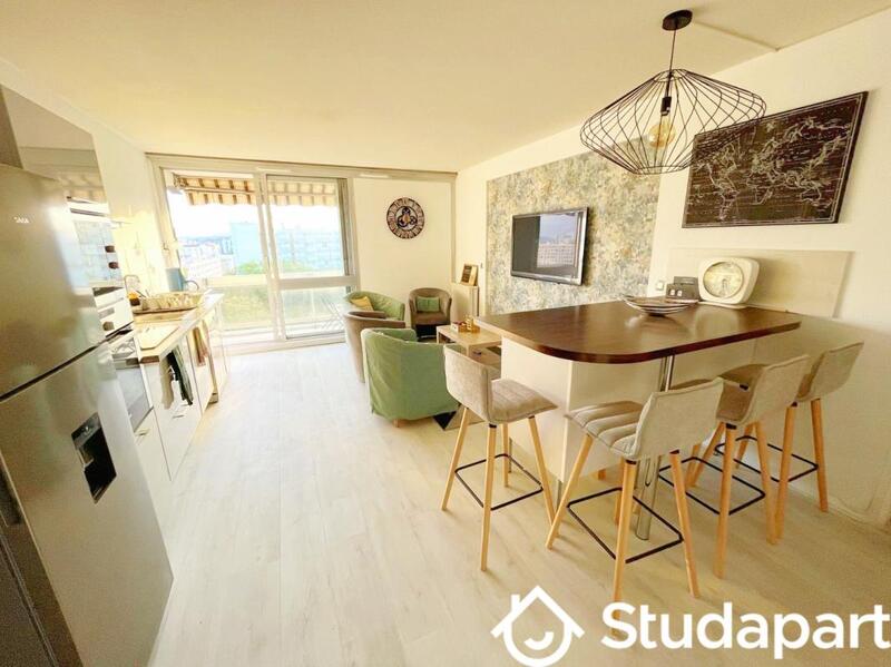 Chambre - 11 m² - 1 pièce