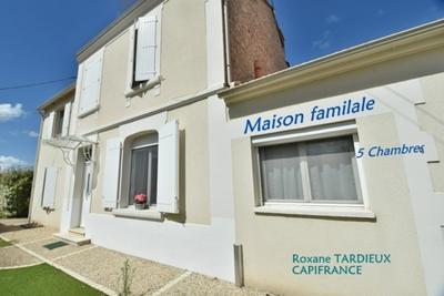 Maison - 190 m² - 8 pièces