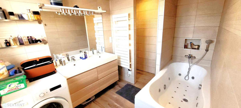 Maison - 185 m² - 7 pièces