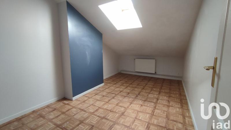 Maison - 225 m² - 10 pièces