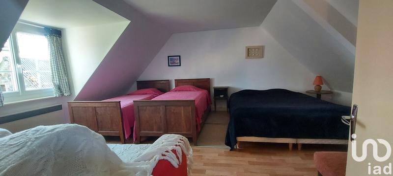 Maison - 230 m² - 9 pièces