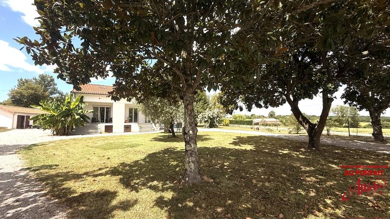 Maison - 194 m² - 7 pièces