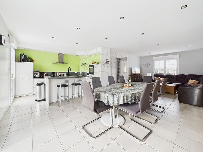 Maison - 103 m² - 5 pièces