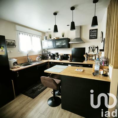 Maison - 95 m² - 3 pièces