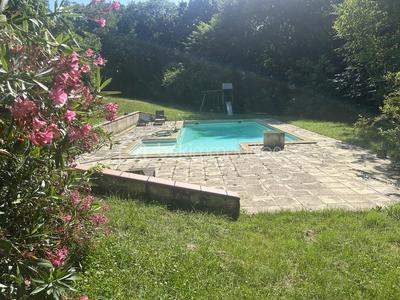 Maison - 123 m² - 5 pièces