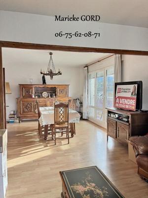 Appartement - 95 m² - 4 pièces