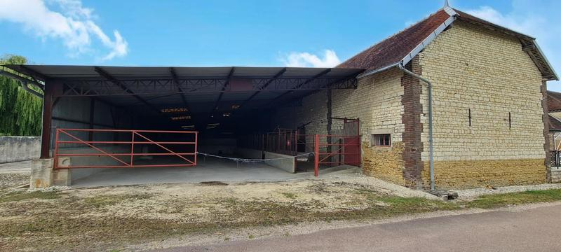 Maison - 143 m² - 6 pièces