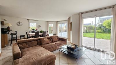 Maison - 138 m² - 5 pièces