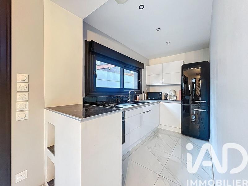 Maison - 77 m² - 4 pièces