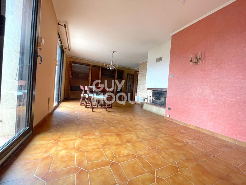 Maison - 99 m² - 4 pièces