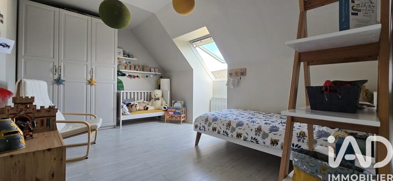 Maison - 180 m² - 7 pièces