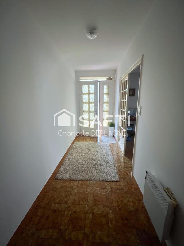 Maison - 196 m² - 9 pièces