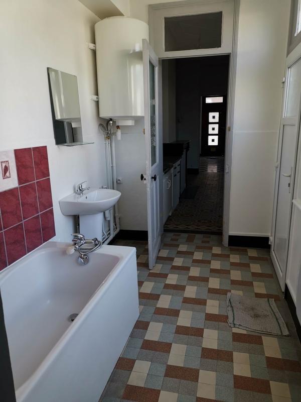 Immeuble - 300 m² - 12 pièces