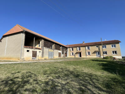 Maison - 198 m² - 7 pièces