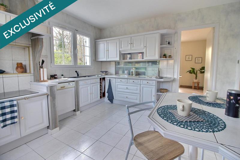 Maison - 163 m² - 8 pièces