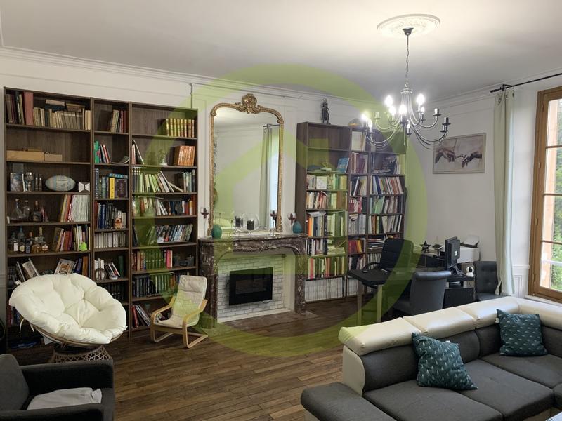 Maison de village - 227 m² - 9 pièces