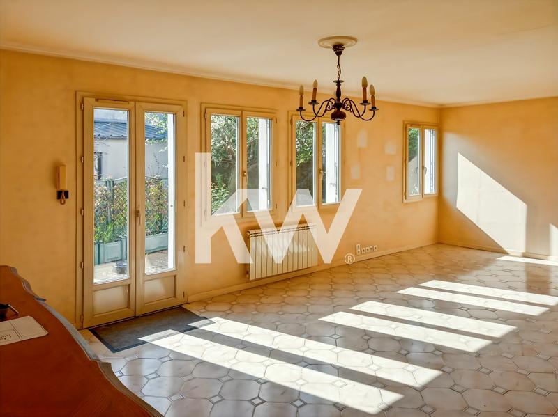 Maison - 127 m² - 5 pièces